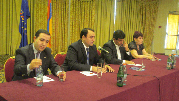 Հովհաննես Շահինյանը վստահեցնում է, որ առաջիկա չորս տարիներին «զարգացնելու են Երեւանի խնդիրները»