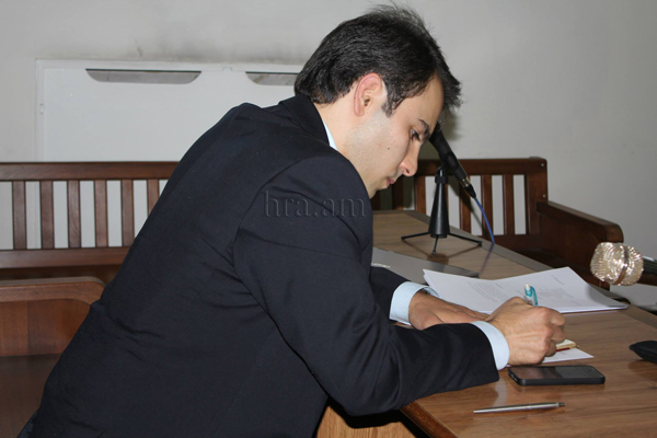 Փաստաբանին չեն թույլատրում ներգրավվել Գյումրու ձերբակալված ՀԽ անդամի պաշտպանության գործում. 1in.am