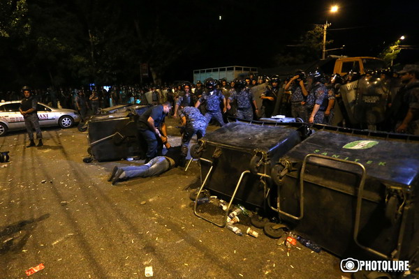 The 5th day people gather in support of group of armed men who has attacked the police station in Erebuni District