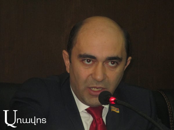 «Թալանչիների խմբավորում է կայացել, նրանք ներվել են, որովհետեւ լավ են ձայներ հավաքում». Էդմոն Մարուքյան (Տեսանյութ)