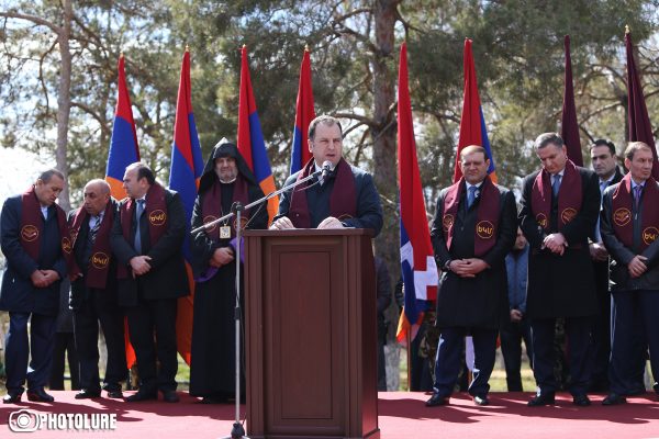 «Պատերազմից չպետք է վախենալ, դա այնքան սովորական պետք է լինի մեր համար». Սուրիկ Խաչատրյան