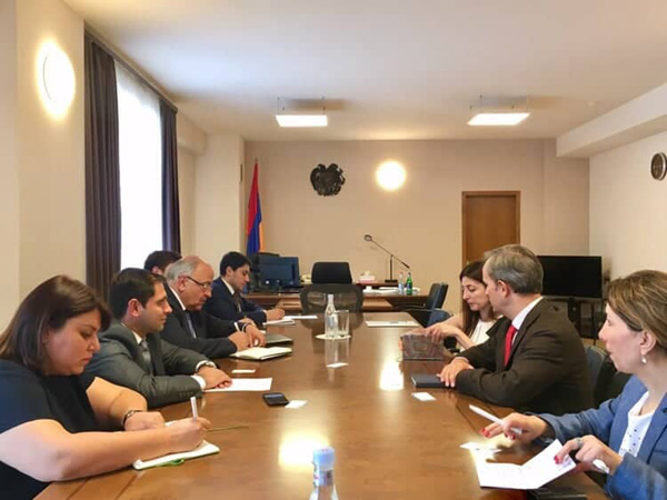 Սուրեն Պապիկյանը կարևորել է ԱԶԲ-ի աջակցությամբ սեյսմիկ անվտանգության, քաղաքաշինության ոլորտներում ընթացիկ ծրագրերի կենսական նշանակությունը