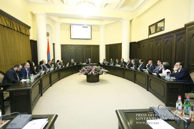 Գիտության ոլորտի խնդիրների լուծման հայեցակարգային բազան պետք է լինի բուհական, գիտական, հետազոտական աշխատանքների մեկտեղումը. Նիկոլ Փաշինյան