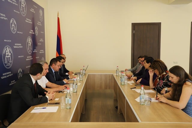 Արդար դատաքննության բոլոր բաղադրիչներն առավել արդյունավետ դարձնելու համար անհրաժեշտ է ավելացնել դատավորների թիվը. ԲԴԽ-ն ընդունել է ԱՄՆ կոնգրեսականներին