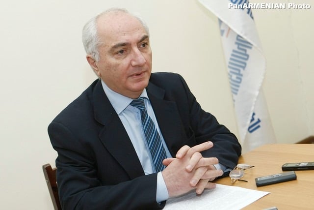 «Թող որեւէ մեկը չոգեւորվի,  որ Լավրովը Քալանթարյան է»