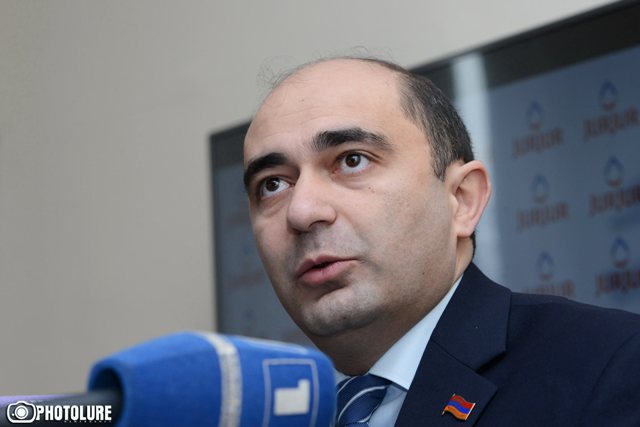 «Պարզ չէ, թե իմքայլականները ինչ հանդիպումներ են ունեցել Եվրախորհրդարանում, բայց դա որևէ արդյունք չի տվել այս բանաձում ավելի լավ ձևակերպումներ ունենալու առումով»