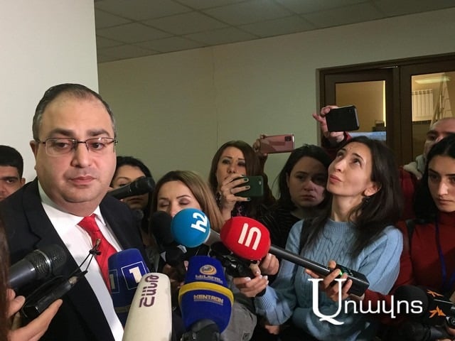 «Ինչ անել, եթե վեճը լուծող մարմնի հետ է վեճ առաջանում…եթե ՍԴ-ում ունեն անձնական շահագրգռություն». Վլադիմիր Վարդանյանը՝ հանրաքվեի ու քննադատությունների մասին