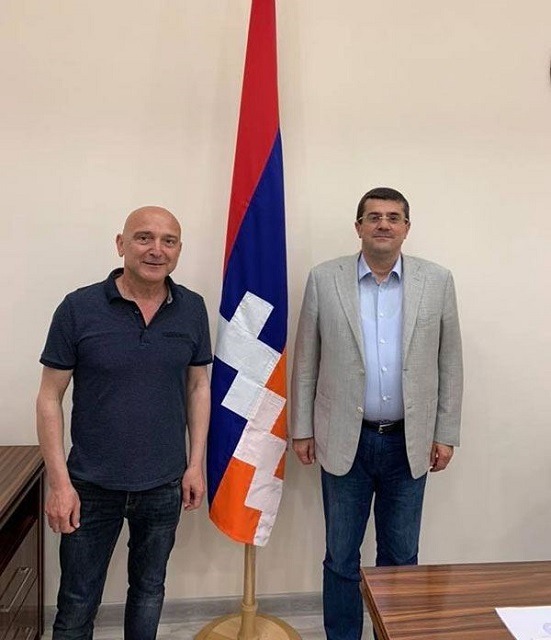 «Պետք է ուրախանալ, ոչ թե քննադատել, որ Արցախի ապագա նախագահը  ՀՀ իշխանությունների հետ ունենալու է լավ,  ընկերական հարաբերություններ»