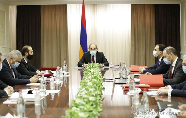 Զարմանալի է, որ ՀՀ ազգային անվտանգության նոր ռազմավարության մեջ բացակայում են «Լեռնային Ղարաբաղի Հանրապետություն» կամ «Արցախի Հանրապետություն» ձևակերպումերը. «Փաստ»