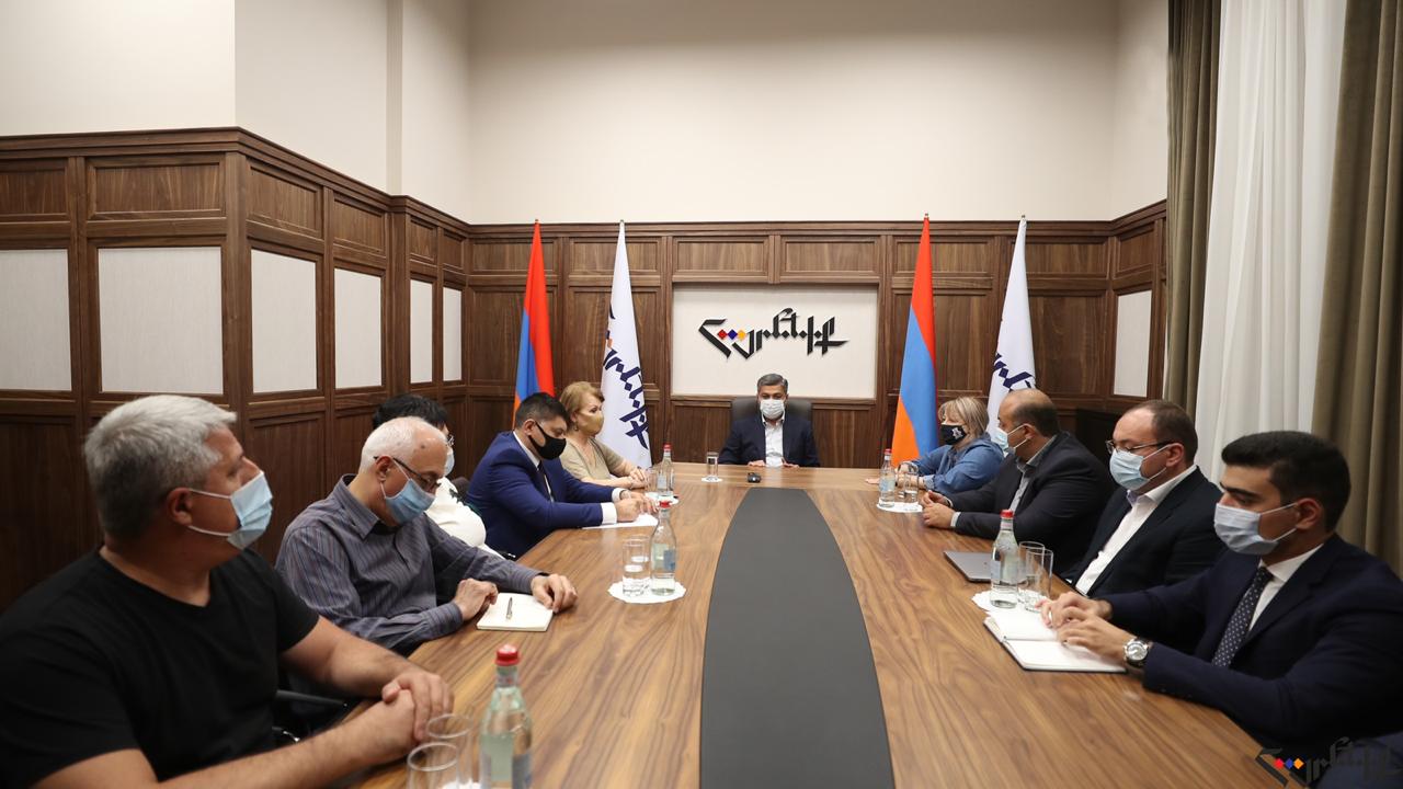 «Հայրենիք» կուսակցության խորհրդի նիստում քննարկվել են համապետական հանրահավաքի հետ կապված հարցեր