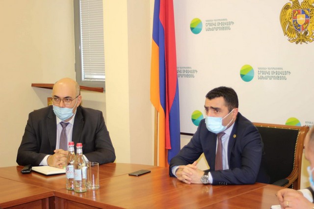 Անկախ սահմանային գոտիներում պաշտպանական նպատակներով անտառհատումներից, մտահոգիչ է նաև ապօրինի անտառհատումների ծավալը թիկունքային անտառտնտեսությունների տարածքներում