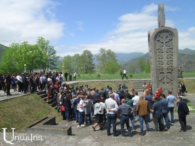 Բացի ցավի հիշողությունից, նաեւ հպարտության հիշողություն ունենանք (ֆոտոշարք)