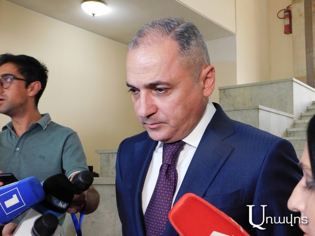 «Սյունիքը գլխատվում է». Վահե Հակոբյանը` Գորիսի փոխքաղաքապետերի ձերբակալման մասին