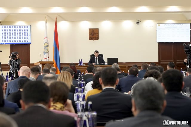 Քաղաքապետ․ «12 մետրանոց ավտոբուսները տարեվերջին կլինեն Հայաստանում»