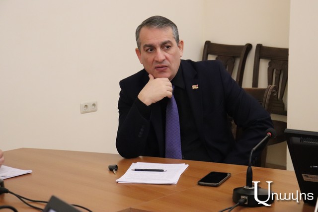 «Թող ընդհանրապես մանդատները դնեն, գնան, որեւէ բանի չմասնակցեն այլեւս». Արմեն Խաչատրյանը՝ ընդդիմությանը