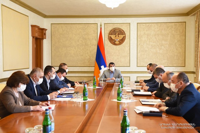 Քննարկել են պատերազմի հետևանքով դժվար կացության մեջ հայտնված անձանց վարկային պարտավորությունների կատարմանն ուղղված պետական ֆինանսական աջակցության ծրագրի կատարման ընթացքը