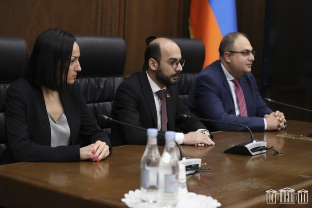 «Բացառում եմ դեպք, երբ հայեցողությամբ կամ սուր հարցի հիմքով որեւէ լրագրողի հավատարմագրում դադարեցվի»․ ՔՊ պատգամավոր