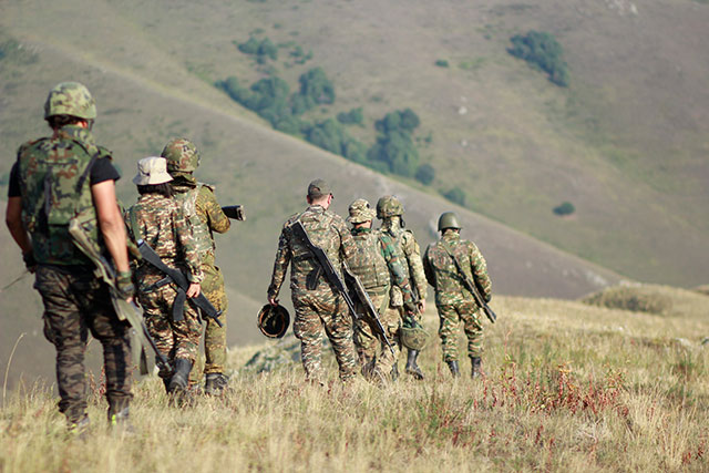 Ողջ մնալու արվեստը Հայաստանում (ՈՄԱ)