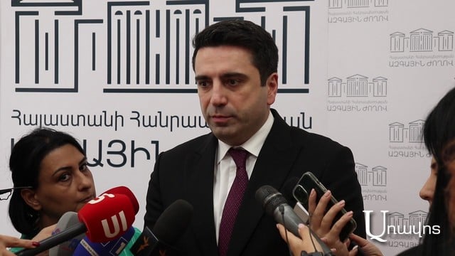 «Ես չեմ հասկանում՝ ինչ կապիտուլյացիայի մասին է խոսքը գնում եւ ինչու է Տեր-Պետրոսյանը այդ բառը գցում շրջանառության մեջ, դրանք շահարկումներ են». Ալեն Սիմոնյան