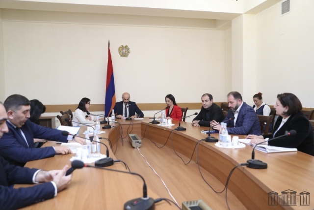 Բժշկական միջամտության ժամանակ գրավոր համաձայնությունը որպես անհրաժեշտ պայման կամրագրվի լիազոր մարմնի սահմանած դեպքերի համար