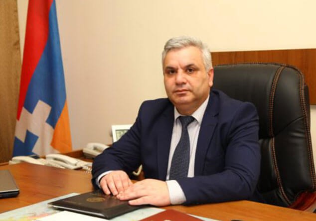 «Նիկոլ Փաշինյանն ինչ ասում է, Արայիկ Հարությունյանը որեւէ կերպ չի հակադարձում նրան». Արթուր Մոսիյան