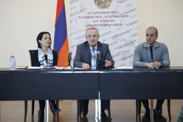 «Ձեր հաջողություններով ընդգծվում է մեր կրթության մրցունակությունը». Դումանյանն ընդունել է միջազգային առարկայական օլիմպիադաներում մեդալներ նվաճած աշակերտներին