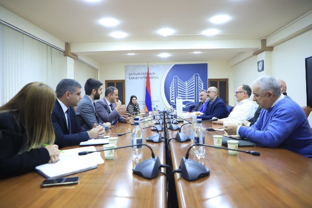 Հայաստանում նախատեսվում է կազմակերպել հազարի ջերմոցային արտադրություն. Քերոբյանն ընդունել է իտալական ընկերությունների ներկայացուցիչների