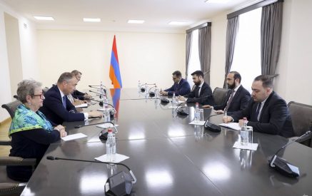 Միրզոյանը և Կլաարը անդրադարձել են Հայաստանի և Ադրբեջանի միջև հարաբերությունների կարգավորման գործընթացի շուրջ վերջին քննարկումներին