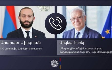 Միրզոյան-Բորել հեռախոսազրույցի ժամանակ ԱԳ նախարարը շեշտել է Լաչինի միջանցքի արգելափակման անհապաղ վերացման հրամայականը