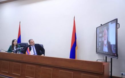 Նասիմ Թալեբը՝ հայ ընկերների, քաոսի եւ միջոլորտայնության մասին