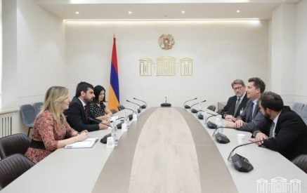 Սարգիս Խանդանյանը բրիտանացի գործընկերներին ներկայացրել է ԼՂ ժողովրդի բռնի տեղահանման հետեւանքով ստեղծված իրավիճակը