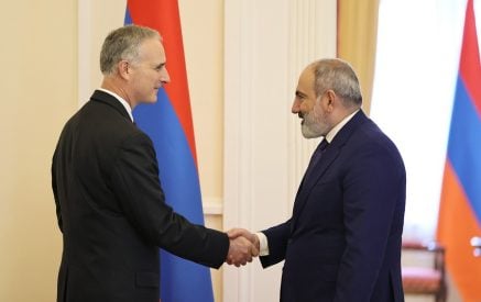 Փաշինյանը և ԵԱՀԿ Մինսկի խմբի համանախագահ Բոնոն անդրադարձել են Հայաստան-Ադրբեջան հարաբերությունների կարգավորման գործընթացին