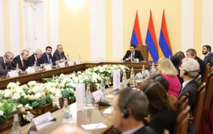 ԵՄ դեսպանների հետ հանդիպմանը ԱԺ նախագահը նշել է՝ Հայաստանի եւ Եվրոպայի մերձեցումը պետք է լինի շարունակական եւ ֆունդամենտալ