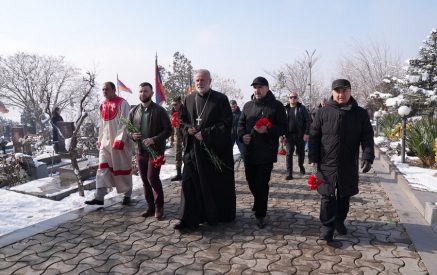 «Եթե Արցախի ղեկավարությունը եւ Արցախի պաշտպանները, զինվորներն այսօր գտնվում են գերության մեջ, ուրեմն Արցախը գերության մեջ է». Տեր Հովհաննես