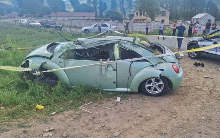 Սպիտակ-Երևան ավտոճանապարհին «Volkswagen» մակնիշի ավտոմեքենան գլորվելով դուրս է եկել ճանապարհի երթևեկելի հատվածից. կա մեկ զոհ, երկու տուժած