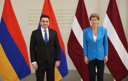 ԵՄ-ի հետ վիզաների ազատականացման երկխոսության մեկնարկը ՀՀ առաջնահերթություններից է. Ալեն Սիմոնյանը՝ Լատվիայի ԱԳ նախարար Բայբա Բրաժեին