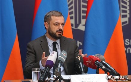 «Լարսին այլընտրանք կա, լաստանավը տարբերակ է, բայց այն պետք չէ, ինչո՞ւ անիմաստ փող ծախսենք»․ Գեւորգ Պապոյան